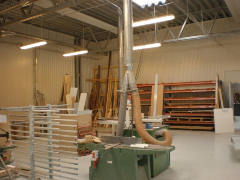 DK0047 KIC Tomrer & Snedker A/S