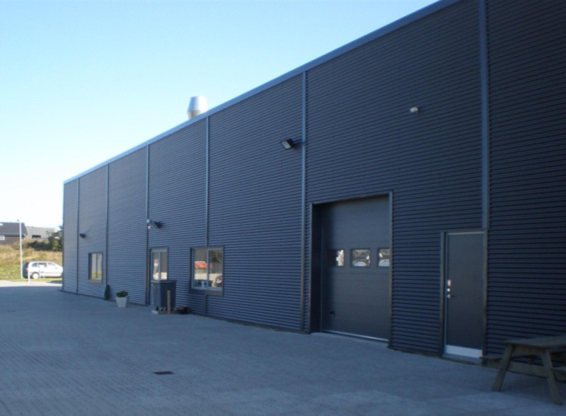 DK0047 KIC Tomrer & Snedker A/S